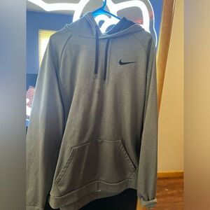 XL men’s nike hoodie